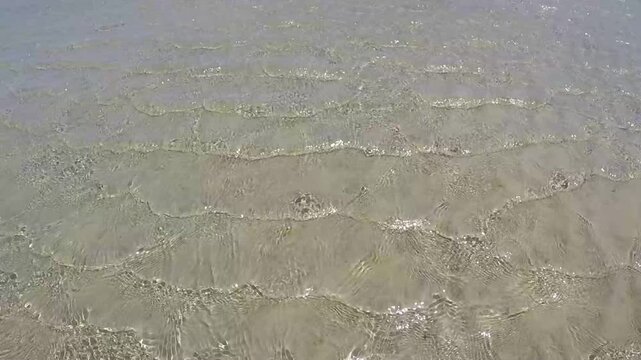 &aacute;gua cristalina do mar 