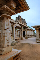 Obraz premium The Hazara Ramachandra Temple at Hampi India. Dedicated to Lord Rama, it was built in the early 15th century by King of Vijayanagara, Devaraya II.