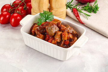 Pork with vegetables and oyster sauce