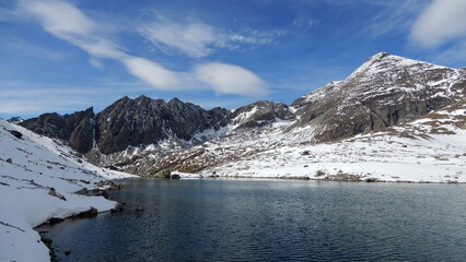 Pfandlschartensee mit Freiwandspitzen 3034m, Freiwandkasten 3114m und rechts das Sinnwelleck 3261m