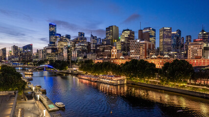Fototapeta premium Melbourne City Skyline at Sunset Ariel View