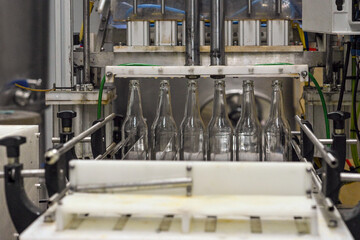 cider house, cider, brew, apples, juicy, sour, apple, pear, yellow, red, bottle