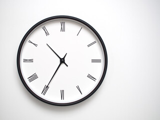 Clock Showing 22.35/10.35 with Roman Numerals – Simple Round Clock for Concepts of Time Management and Scheduling.