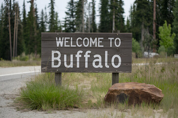 Elegant wooden "Welcome to Buffalo" sign, perfect for US city entrance road signs, travel signage, urban landmarks, and city-themed promotional projects.