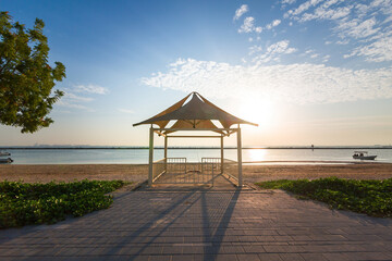 Fototapeta premium Stunning sunrise at Dammam Corniche in Saudi Arabia