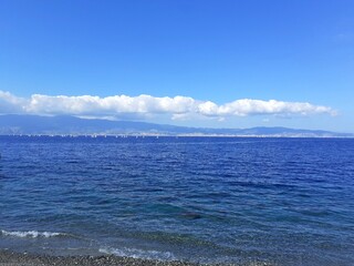 Lo Stretto di Messina visto da Reggio Calabria.