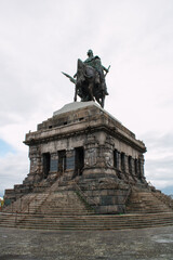 Monumentales Kaiser-Wilhelm-Denkmal am Deutschen Eck in Koblenz