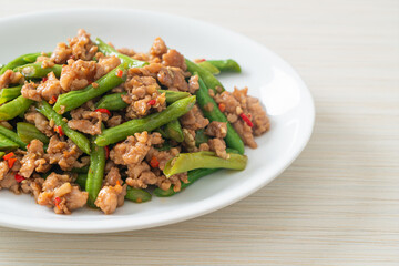 stir-fried french bean or green bean with minced pork