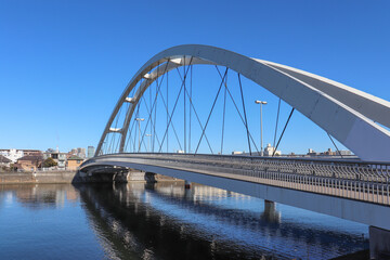 Obraz premium 鶴見川橋（神奈川県横浜市鶴見区）