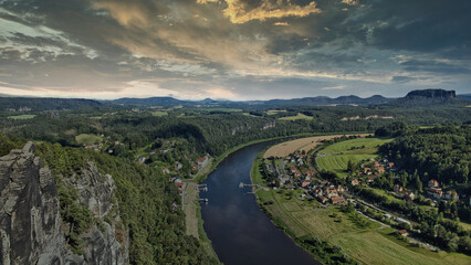 Elbsandsteingebirge - Gebirge - Sächsische Schweiz - Deutschland - Sachsen - Gebirge - Berg -...
