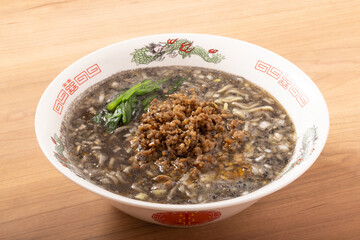 黒ごま担々麺