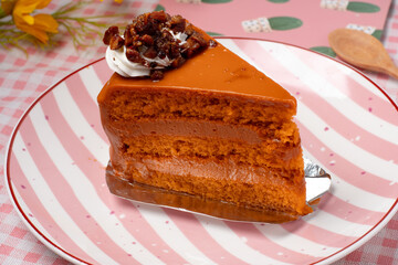 Thai tea cake