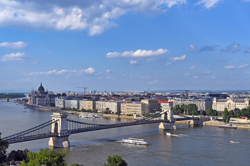 Fototapeta premium Chain bridge and Hungarian Parliament Budapest,Hungary