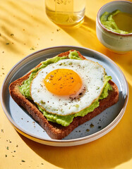Tostada de aguacate y huevo