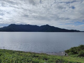 Serene Lake Landscape Mountains Sky Clouds Nature