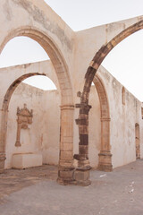 Convento franciscano en ruinas