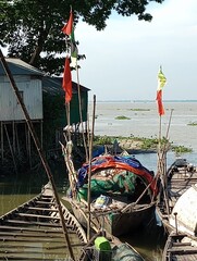 fishing boats on the river9