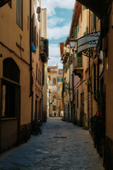 Obraz premium Florence street narrow with clousy sky