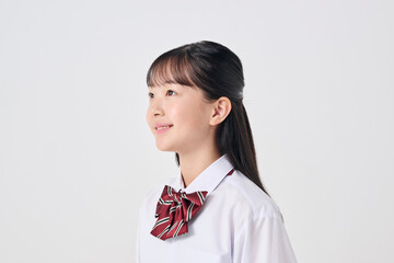 白背景,日本人女子中学生,笑顔