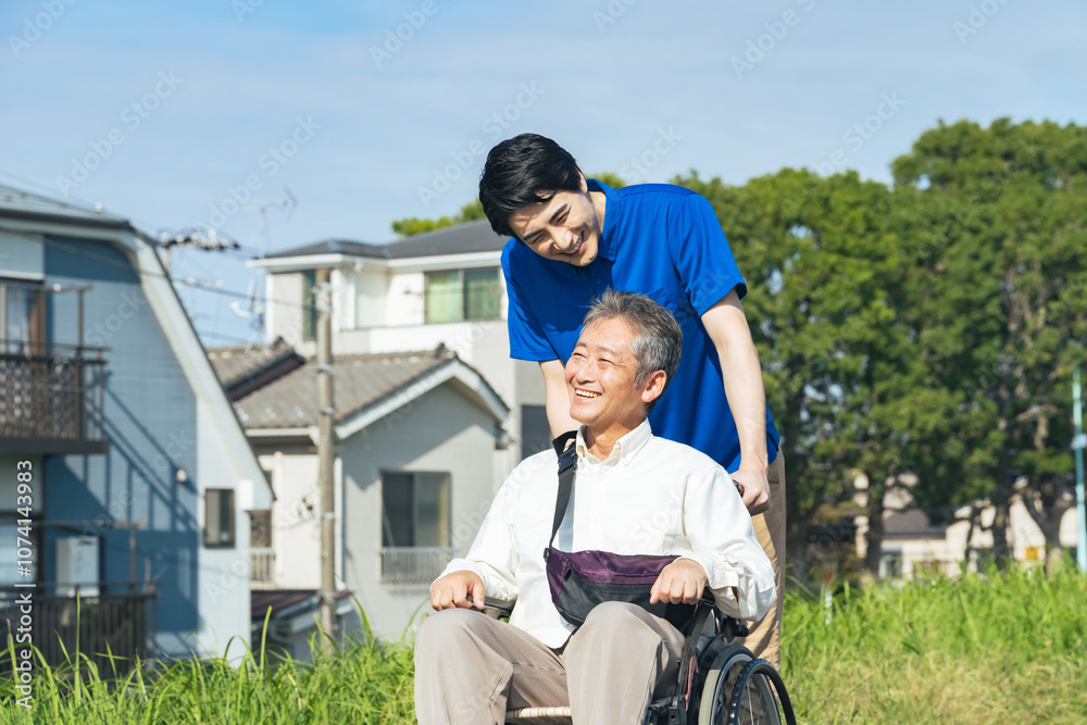 Poster 介護、高齢者、デイサービス、ホームヘルパー、笑顔、ポジティブ、介護士、ボランティア、車いす、障がい者、車椅子、障害、看護、介護福祉士、ウェルネス、励ます、応援、サポート、サービス、支援、屋外、外出、レク、施設、老人ホーム、散歩、自然、新緑、環境、青空、グリーン、仕事、職業、アルバイト、コピースペース、会話、元気、老人、お年寄り、シニア、ヘルスケア、バリアフリー、男性、日本人、デイケア、ヘルパー、訪