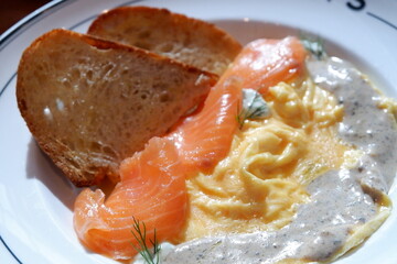 Salmon gravlax with Truffle scrambled egg