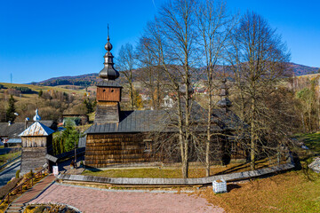 Cerkiew Jastrzębik z powietrza © Maciej G. Szling