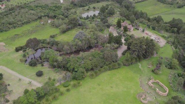 Just a short distance from Villa de Leyva's colonial charm, the ecopark offers a peaceful escape amid rugged hills and open skies. Roll right with yaw left.