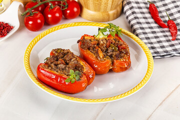 Bell pepper stuffed minced meat