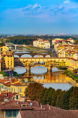 Obraz premium City view with Ponte Vecchio, Florence, Italy
