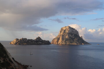 Naklejka premium Fotografías de los paisajes de las islas baleares, Menorca e Ibiza. Calas, playas, pueblos...