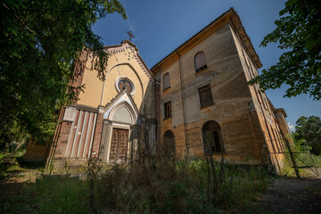 Haunted Seminary with the Blue Chapel: An Italian Ghost Story