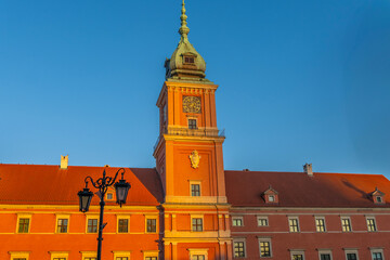 Obraz premium Poland capital warsaw new world street parliament building and old town and royal castle images