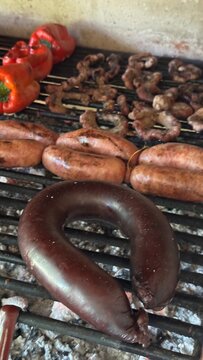 morzilla y chorizo, achuras, asado argentino