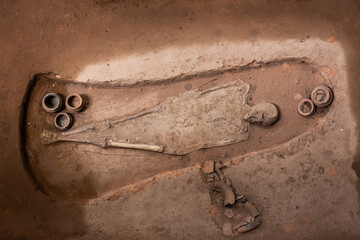 Human skeletons with Dvaravati period items discovered and the source of civilization and the...