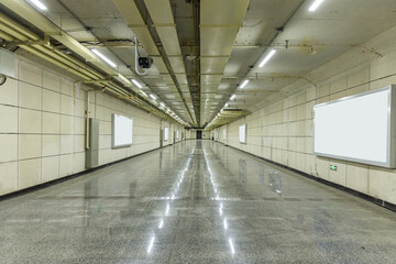 Obraz premium An empty underground passage