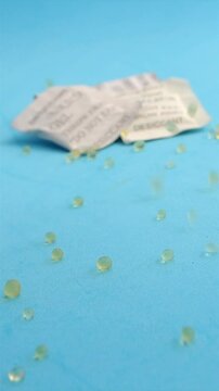 Silica Gel Sachets, Keep your products dry, absorb moisture