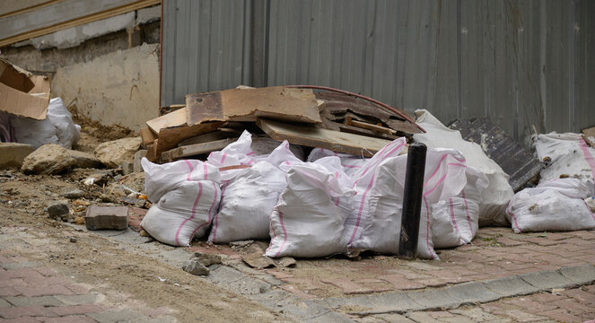 construction site garbage