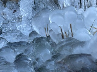 Formation de glace en hiver 