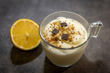 MOUSSE DE LIMÓN CREMA DE LIMÓN CON CHOCOLATE