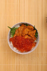うにいくら丼