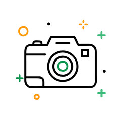 Obraz premium Digital camera icon with green lens on white background, photography and creativity concept, copy space