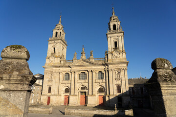 Fototapeta premium Cathedral of the fortified city of Lugo at sunset in a sunny day, Galicia, Spain.
