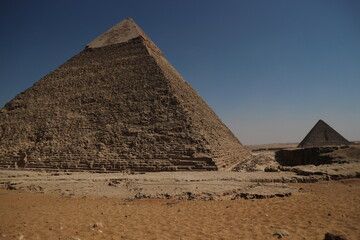 pyramid of giza