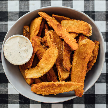 Fried Potato Wedges, AKA Jojos