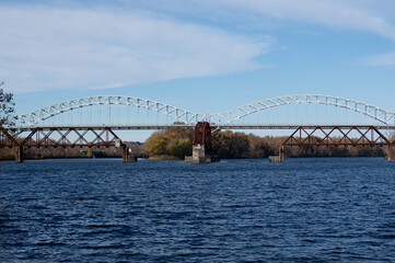 Naklejka premium Bridges over a blue river