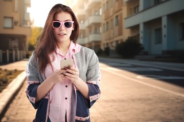 Obraz premium Photo of positive lady chatting modern device