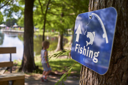 Fishing Sign at a local lake