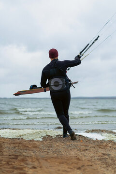 Kite surfer on the lake