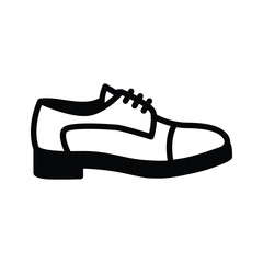 Classic shoe with low heel and lace closure