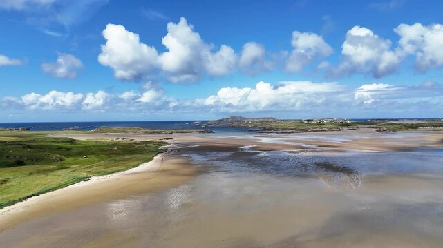 littoral irlandais pr&egrave;s de l'ile d'Arranmore et Burtonport dans le comt&eacute; de Dungloe